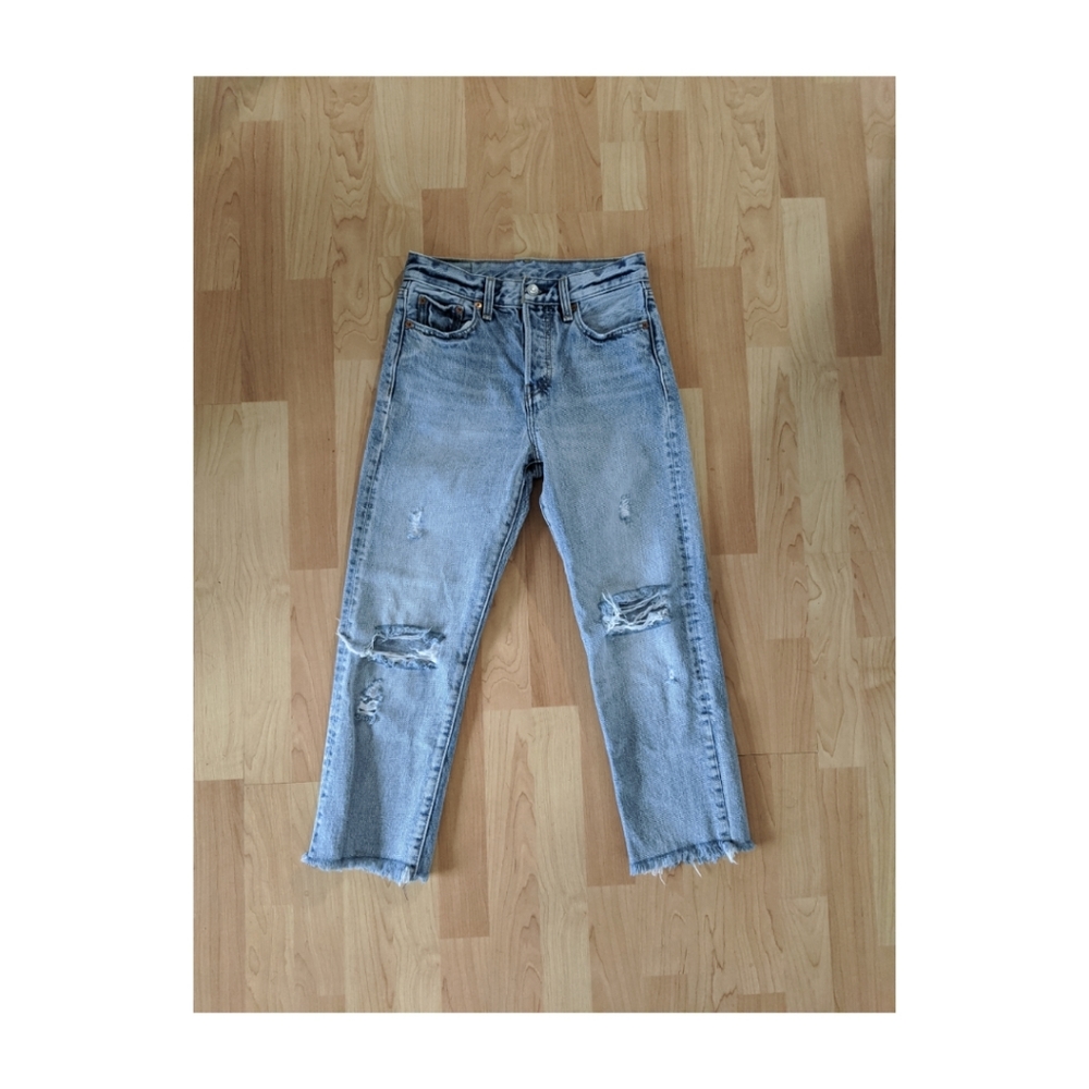 Levi's Mom Jeans